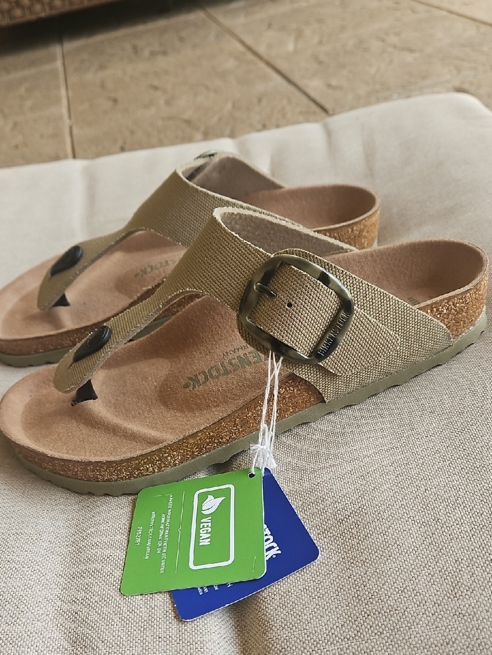 Birkenstock Gizeh Vegan Big Buckle Faded Khaki Woman's 8, Men's 6